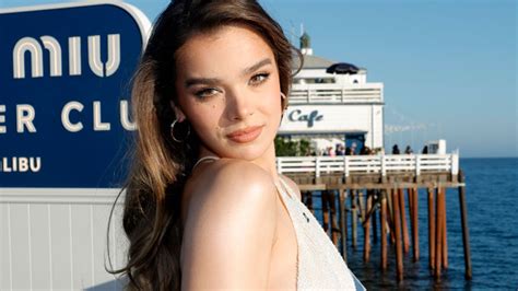 haily steinfeld|hailee steinfeld (@haileesteinfeld) • Instagram photos and videos.